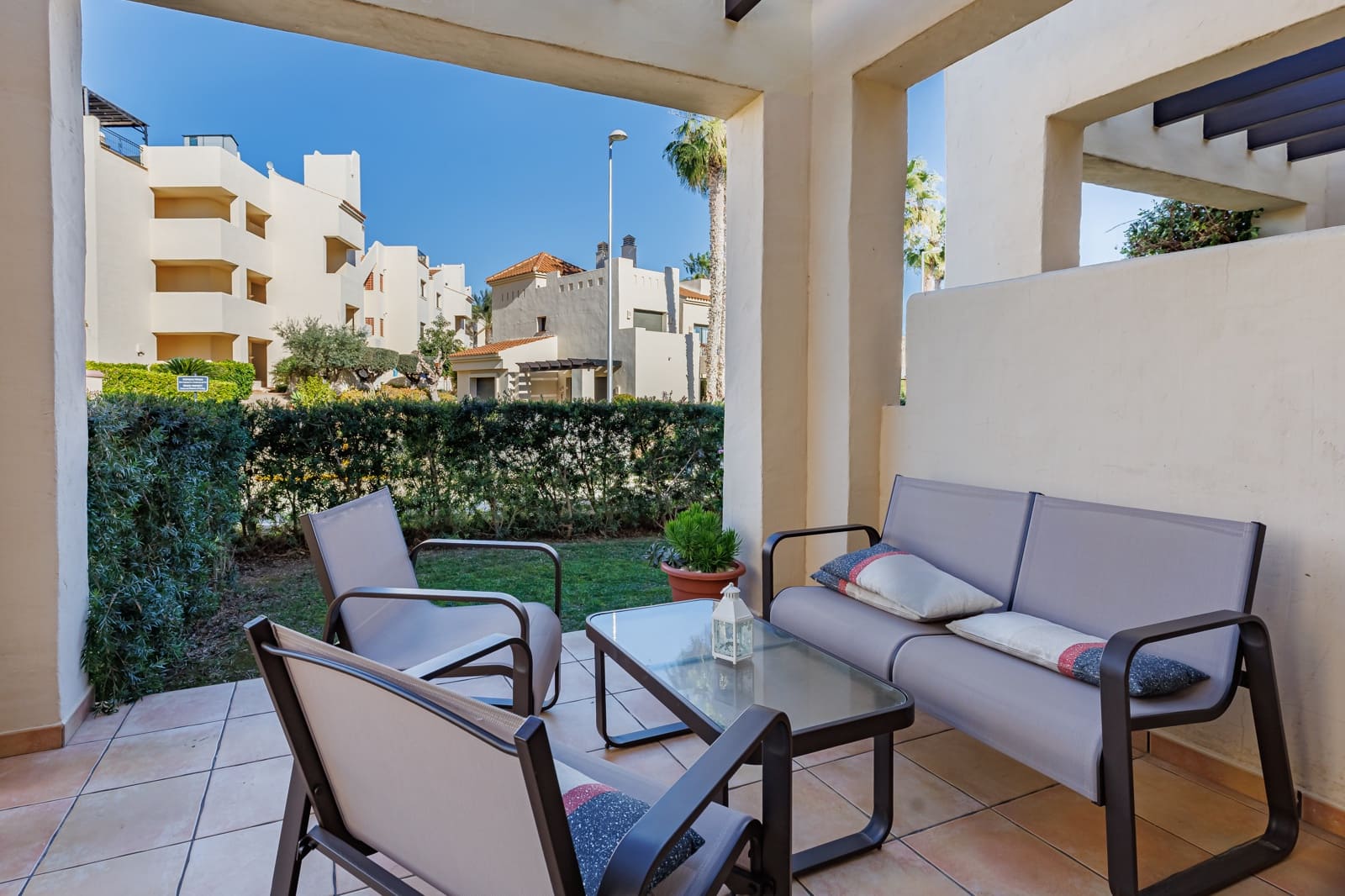 2 makuuhuone Omakotitalo myytävänä paikassa Roda mukana uima-altaan 
autotalli - 210 000 € (Ref: 9599951)