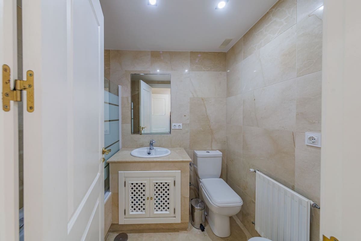 3 sovrum Lägenhet till salu i Roda med pool garage - 264 900 € (Ref: 9614523)