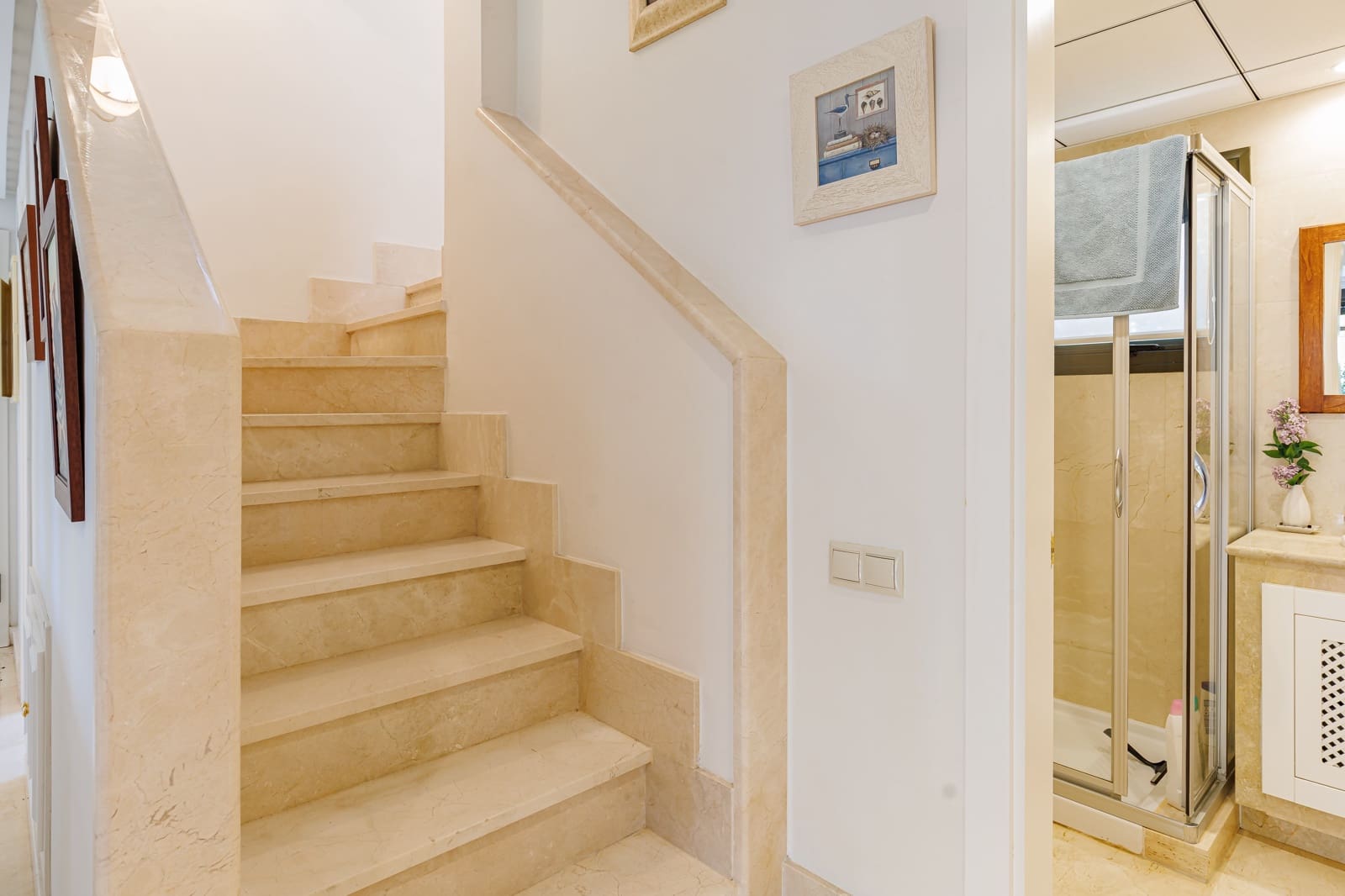 3 sovrum Hus till salu i Roda - 330 000 € (Ref: 9619605)