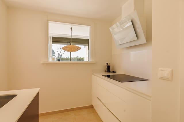 Chalet de 3 habitaciones en Roda Golf, San Javier en venta - 650.000 € (Ref: 9631383)