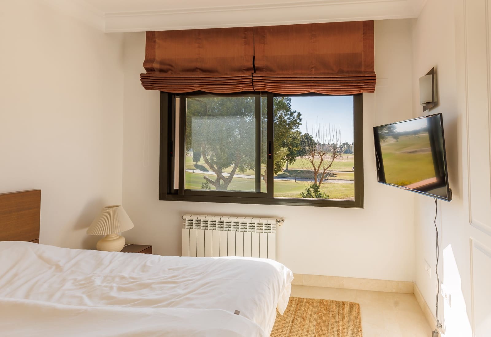 Chalet de 3 habitaciones en Roda en venta con piscina garaje - 650.000 € (Ref: 9631383)