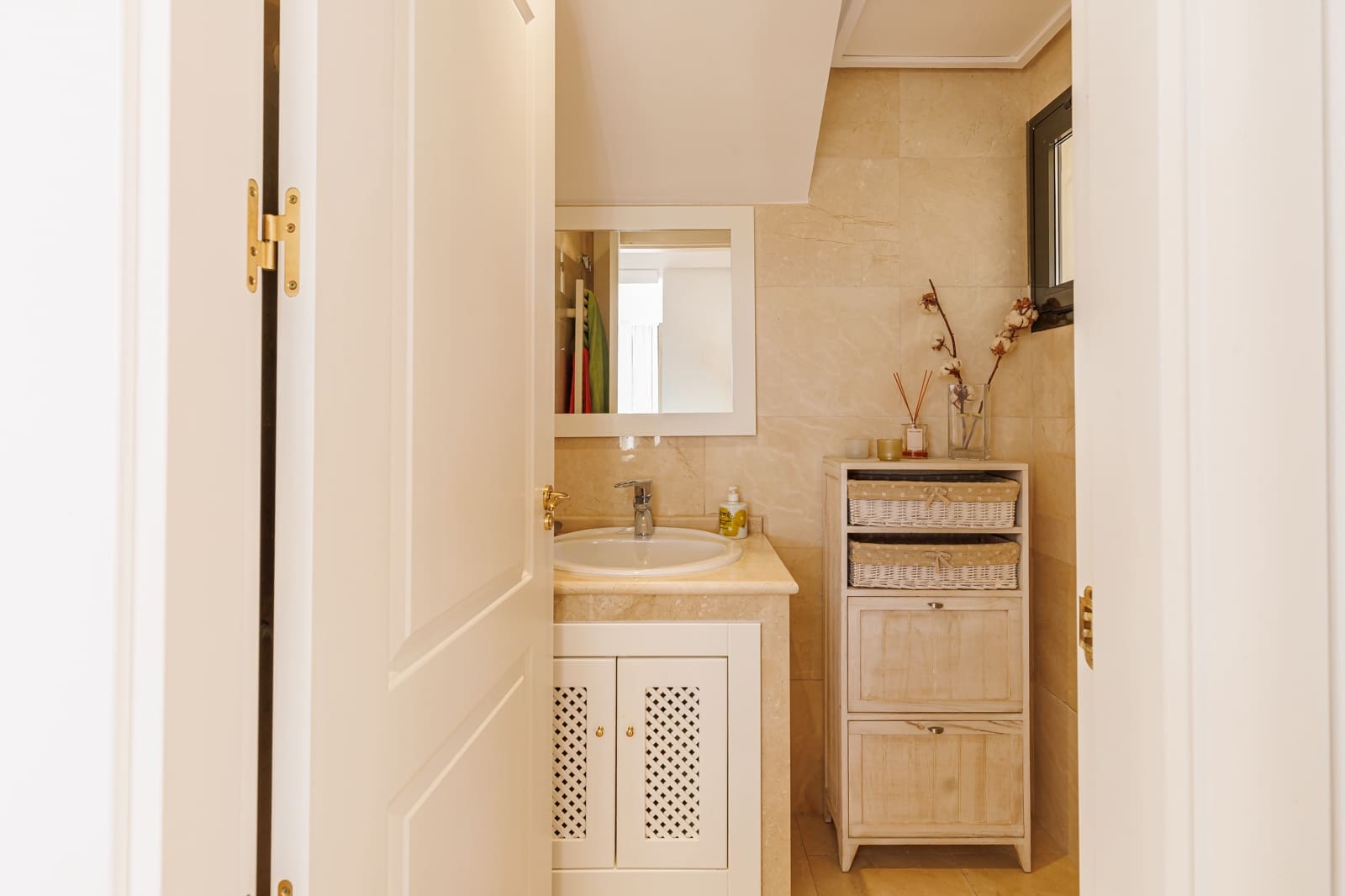 Chalet de 3 habitaciones en Roda en venta con piscina garaje - 650.000 € (Ref: 9631383)