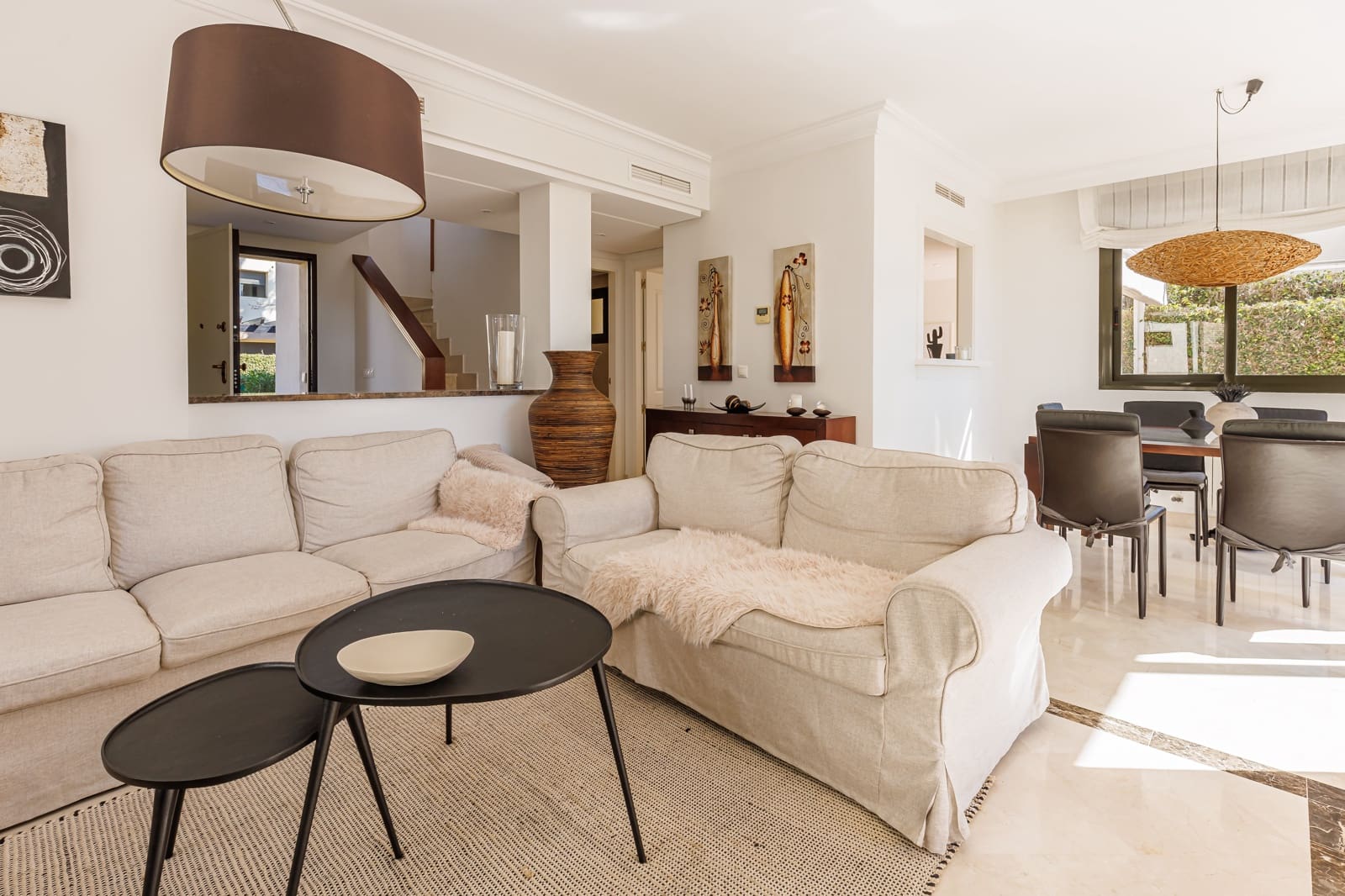 Chalet de 3 habitaciones en Roda en venta con piscina garaje - 650.000 € (Ref: 9631383)