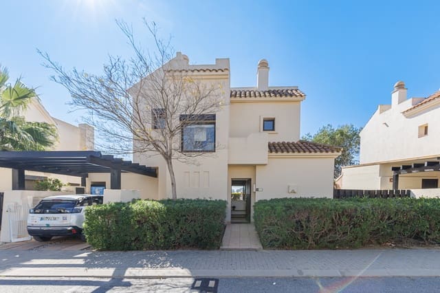 Chalet de 3 habitaciones en Roda Golf, San Javier en venta - 650.000 € (Ref: 9631383)