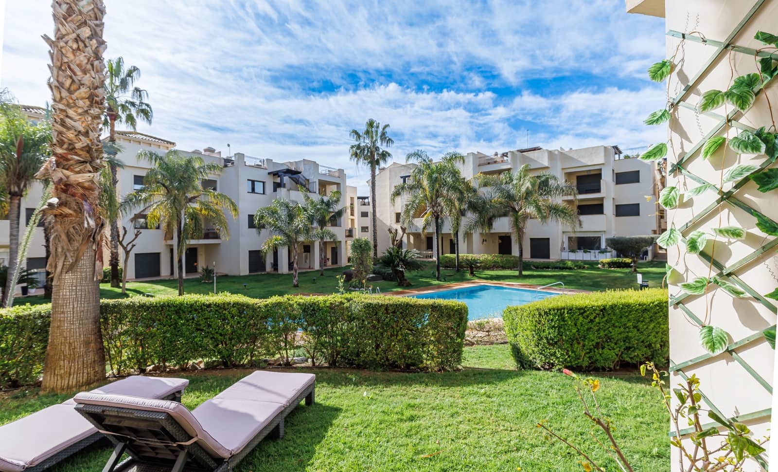 2 sypialnia Apartament na sprzedaż w Roda z basenem garażem - 214 950 € (Ref: 9660603)