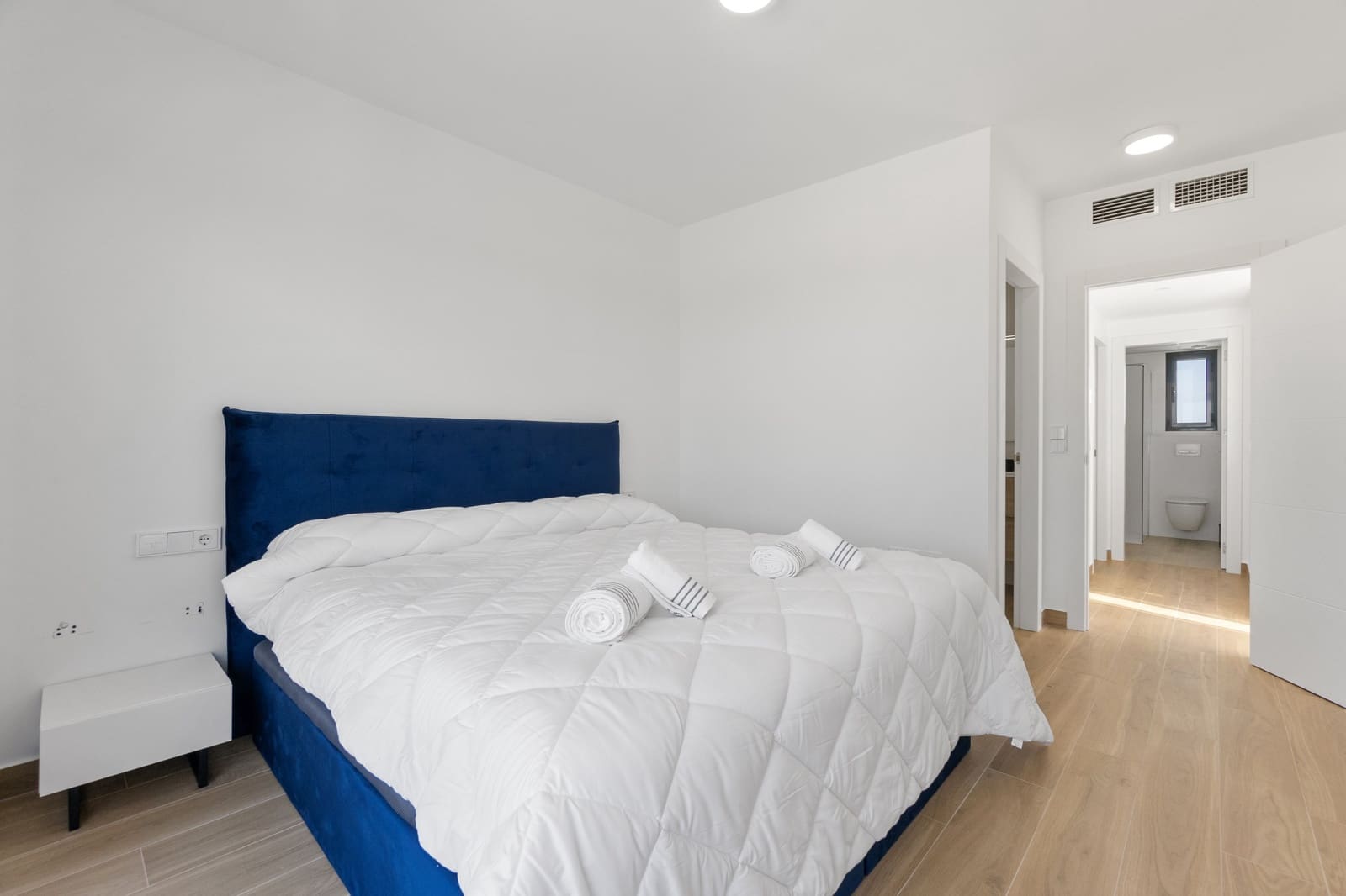 3 camera da letto Villa in vendita in Roda con piscina garage - 450.000 € (Rif: 9667081)