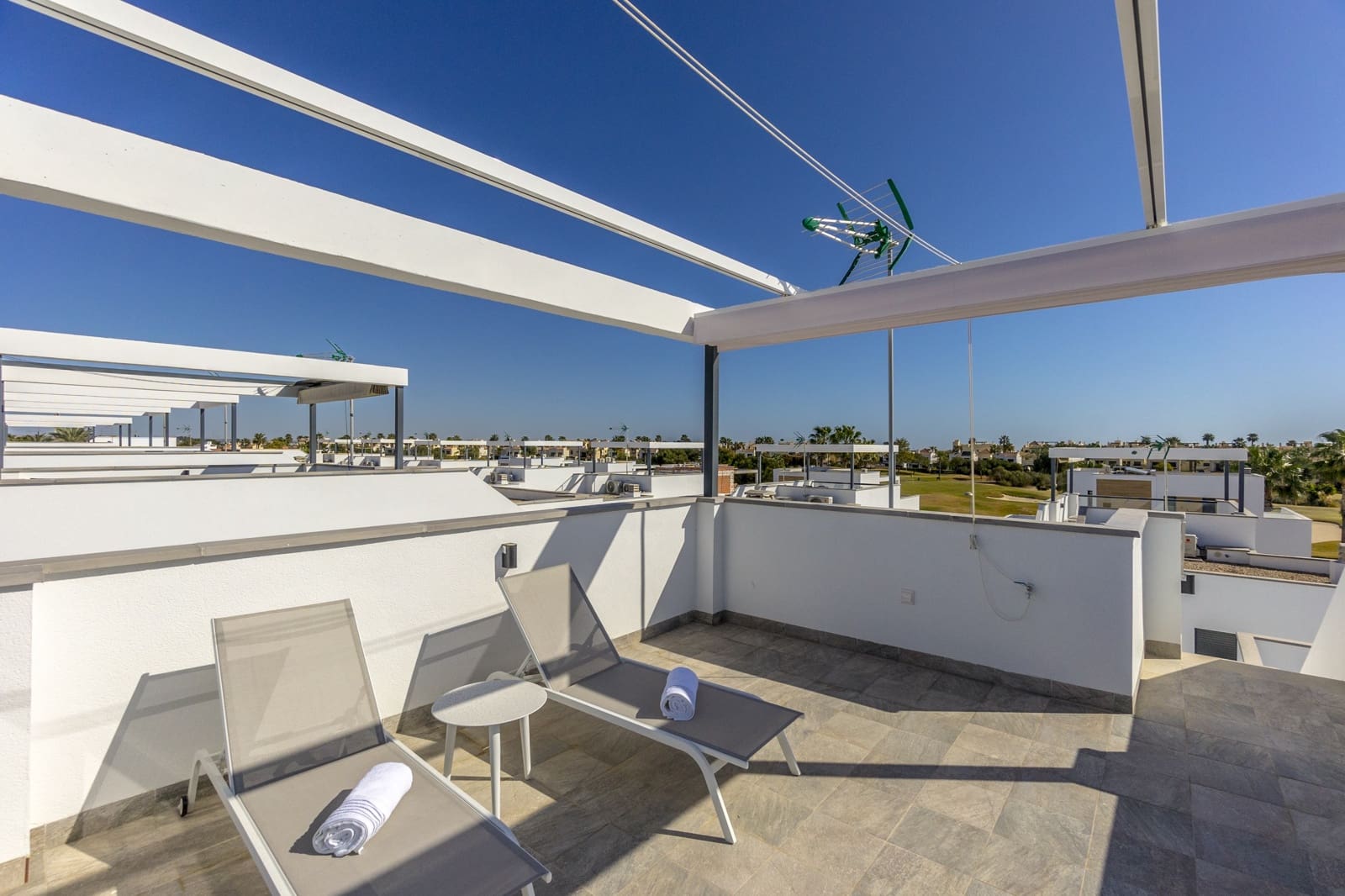 3 camera da letto Villa in vendita in Roda con piscina garage - 450.000 € (Rif: 9667081)