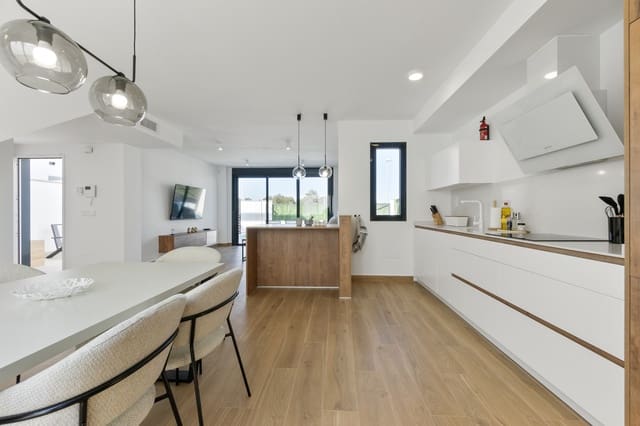 3 soveværelse Villa til salg i Roda Golf, San Javier med swimmingpool garage - € 450.000 (Ref: 9667081)