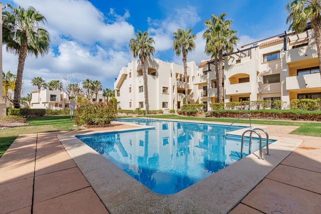 Apartamento de 3 habitaciones en Roda Golf, San Javier en venta con piscina garaje - 229.950 € (Ref: 9676553)
