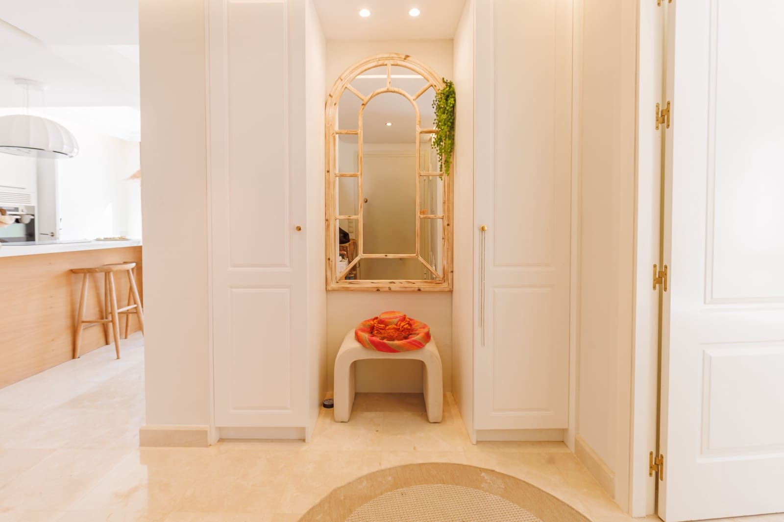 Chalet de 3 habitaciones en Roda en venta con piscina garaje - 650.000 € (Ref: 9680564)