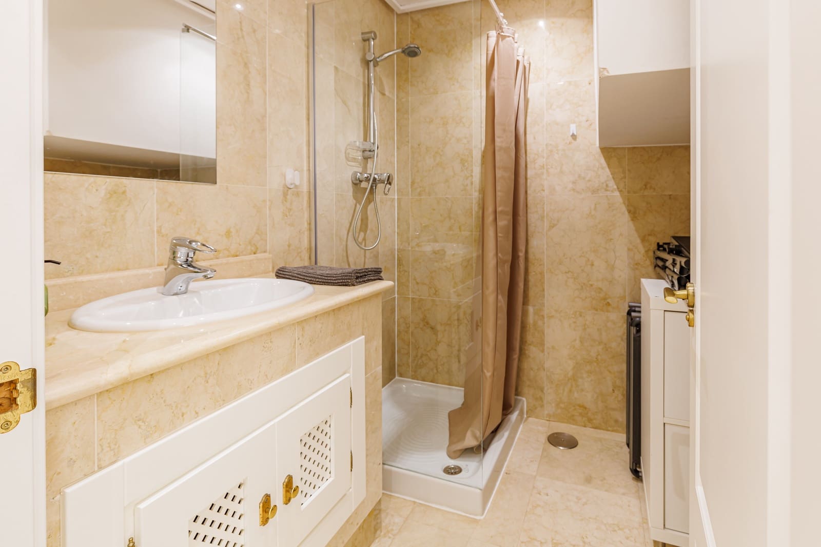 3 slaapkamer Huis te koop in Roda met zwembad garage - € 279.950 (Ref: 9683201)