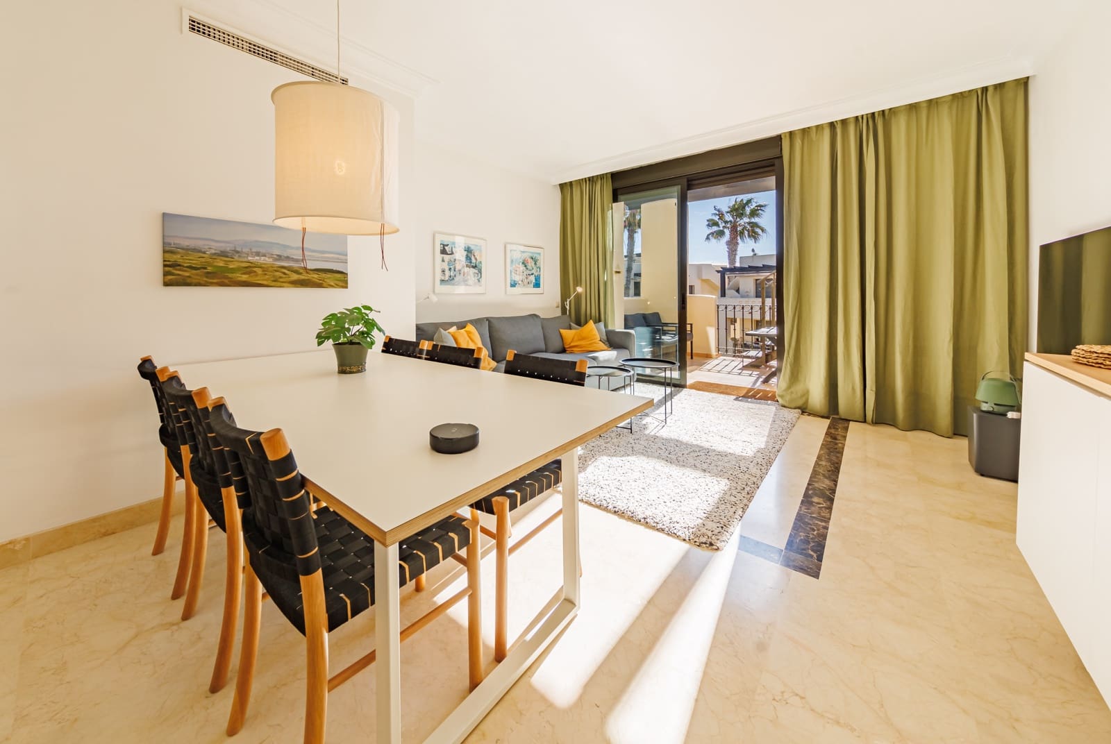 Ático de 2 habitaciones en Roda en venta con piscina garaje - 249.950 € (Ref: 9742146)