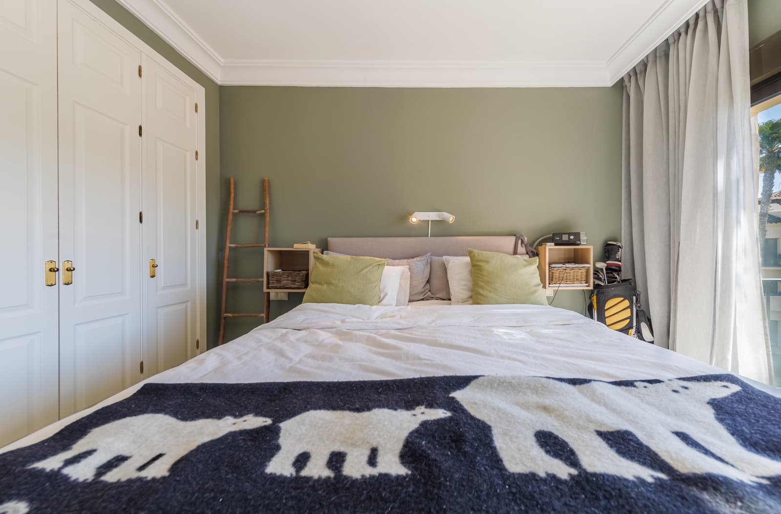 Ático de 2 habitaciones en Roda en venta con piscina garaje - 249.950 € (Ref: 9742146)