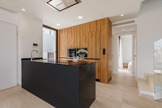 3 slaapkamer Rijtjeshuis te koop in Torre-Pacheco met zwembad garage - € 464.950 (Ref: 9763900)