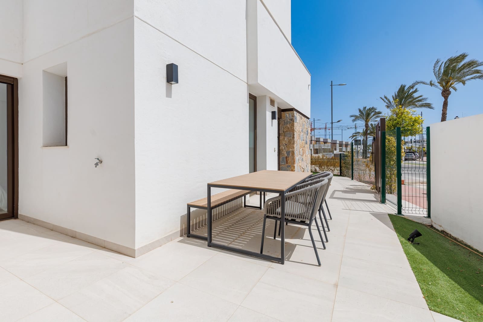 3 slaapkamer Rijtjeshuis te koop in Torre-Pacheco met zwembad garage - € 464.950 (Ref: 9763900)