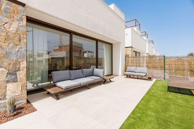 3 slaapkamer Rijtjeshuis te koop in Torre-Pacheco met zwembad garage - € 464.950 (Ref: 9763900)