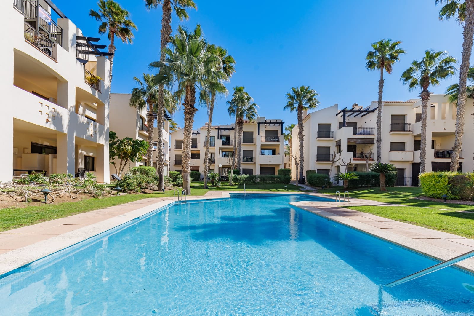 2 soveværelse Lejlighed til salg i Roda med swimmingpool garage - € 214.950 (Ref: 9778400)