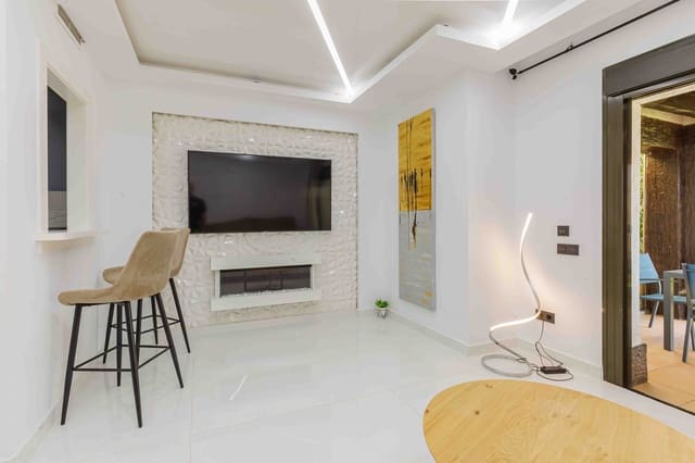 Casa de 2 habitaciones en Roda Golf, San Javier en venta con piscina garaje - 235.000 € (Ref: 9800691)