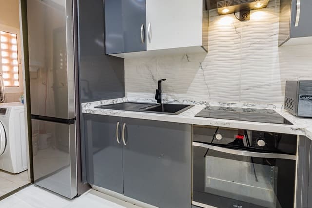 Casa de 2 habitaciones en Roda Golf, San Javier en venta con piscina garaje - 235.000 € (Ref: 9800691)