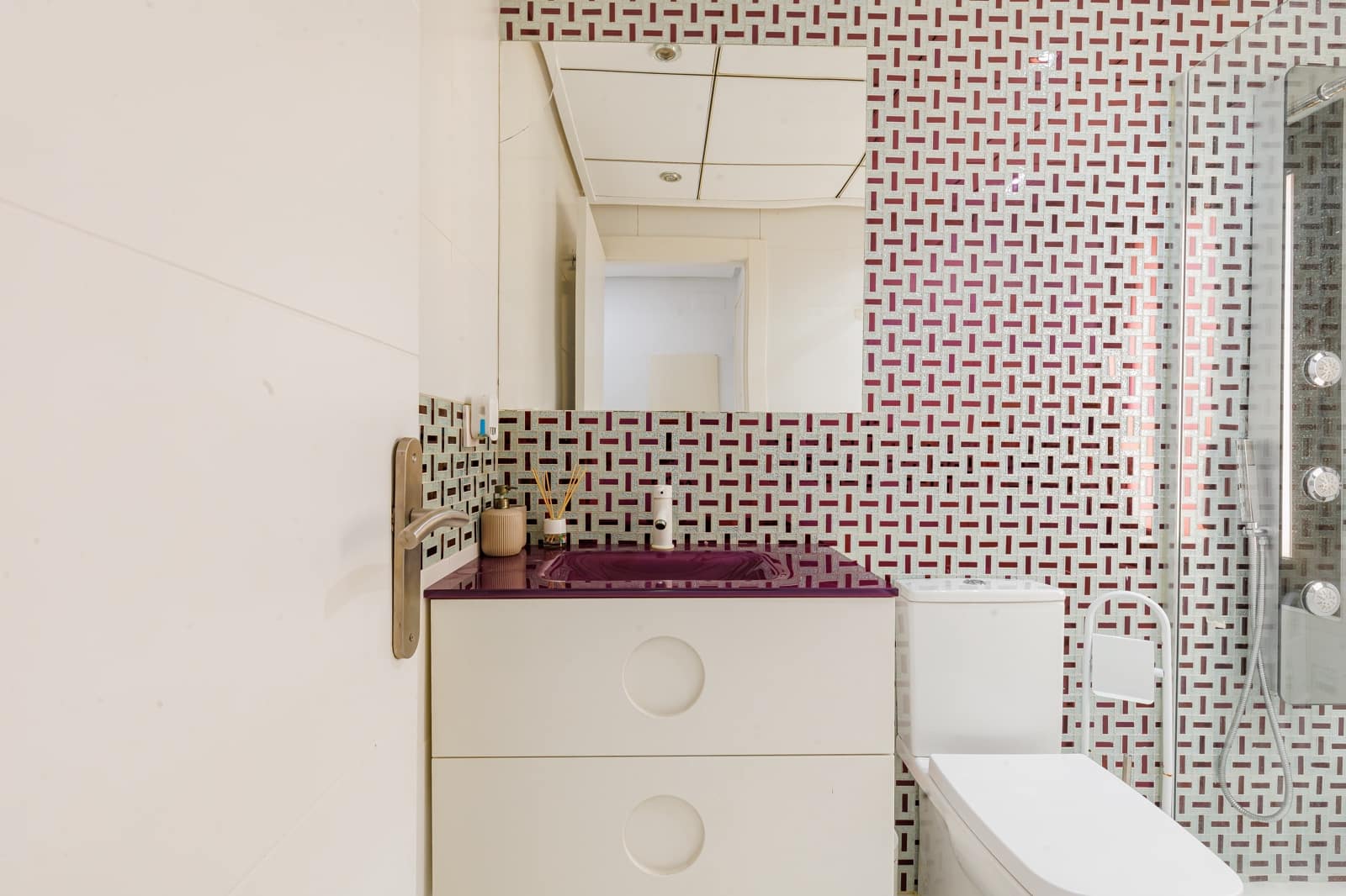 2 sovrum Hus till salu i Roda med pool garage - 235 000 € (Ref: 9800691)