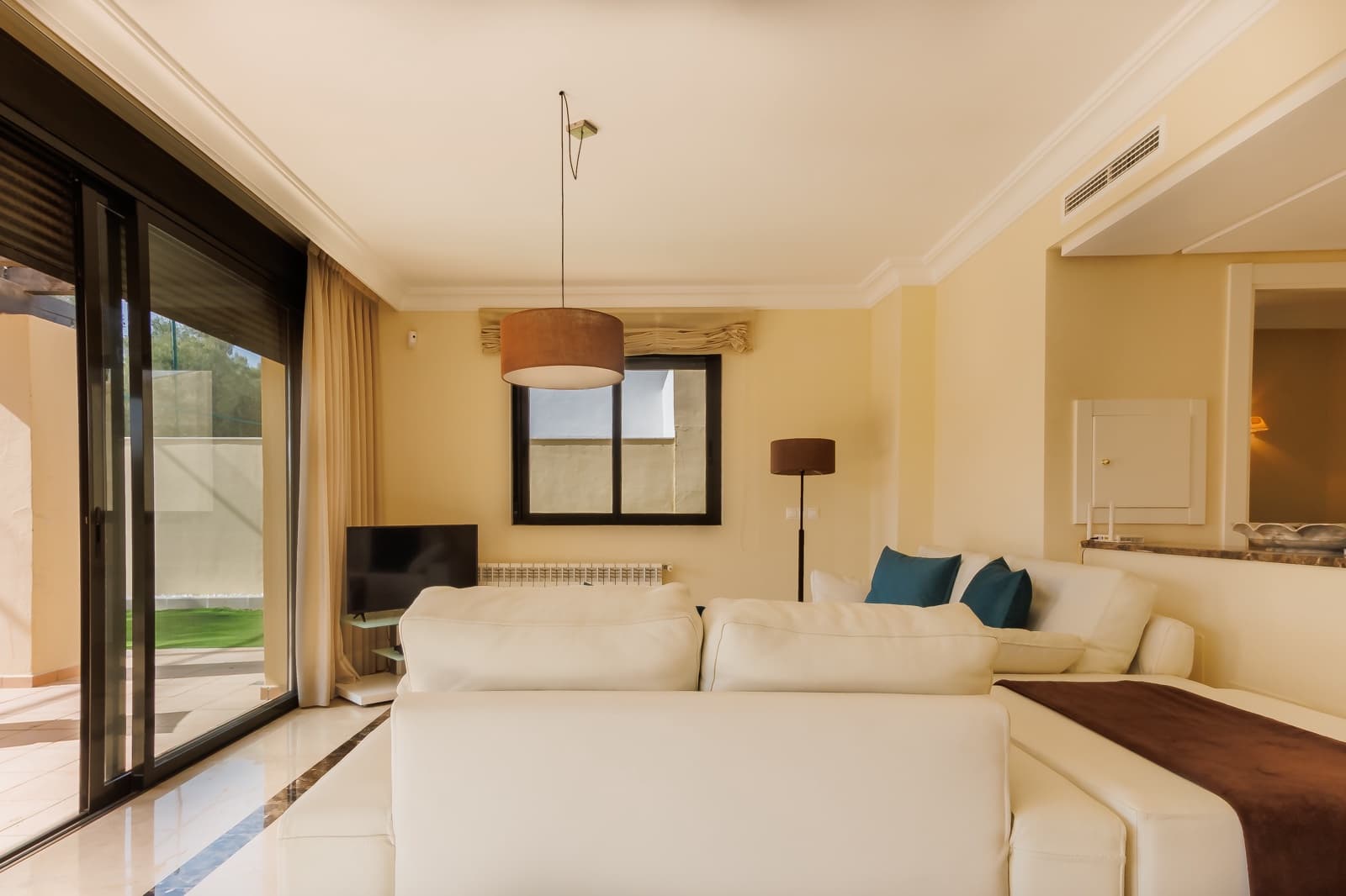 3 bedroom Villa for sale in Roda with garage - € 539,950 (Ref: 9815083)