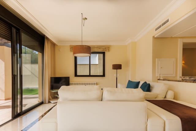 3 bedroom Villa for sale in Roda Golf, San Javier with garage - € 539,950 (Ref: 9815083)