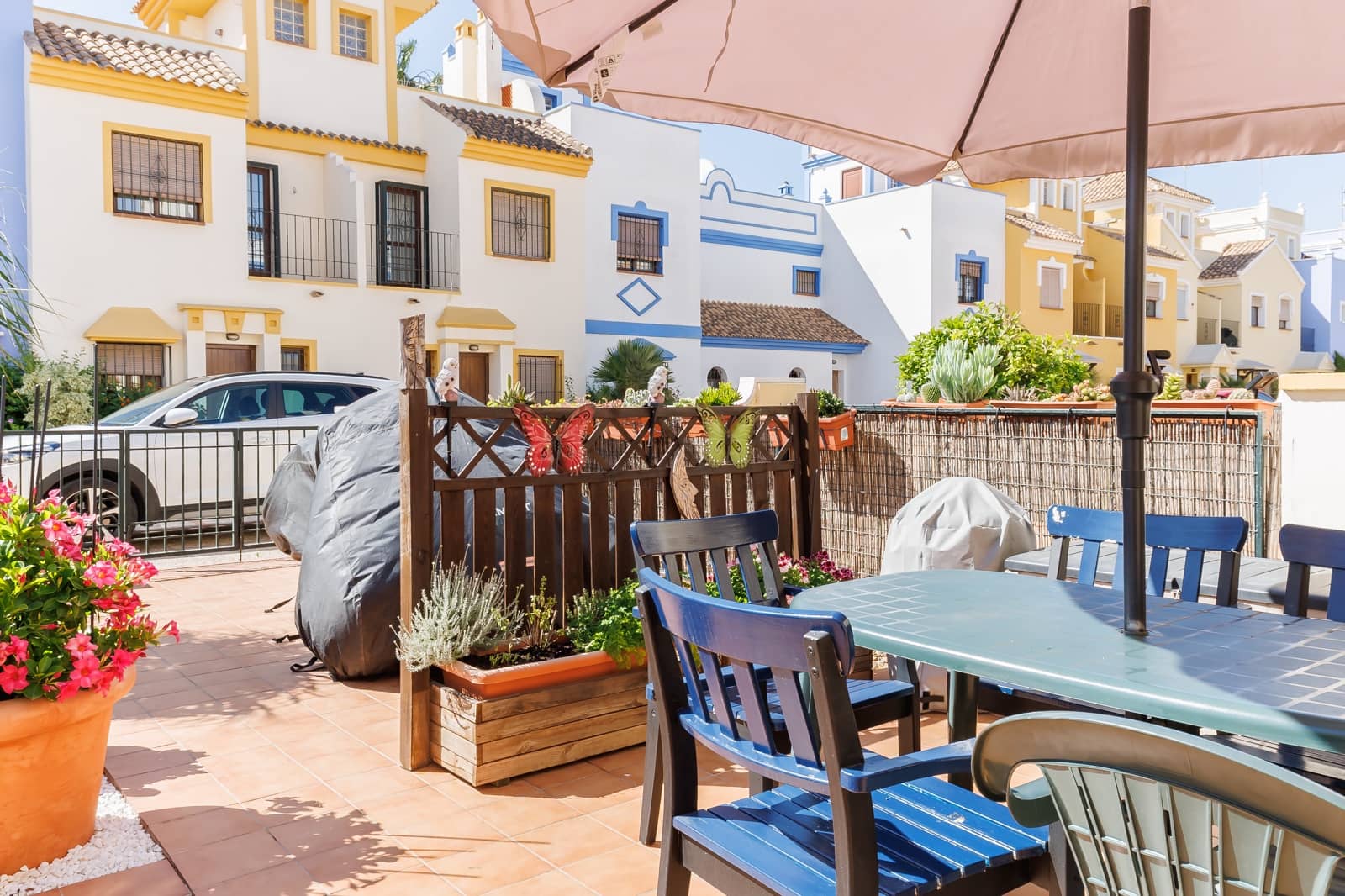 2 soveværelse Byhus til salg i Roda med swimmingpool garage - € 1.999.550 (Ref: 9844041)