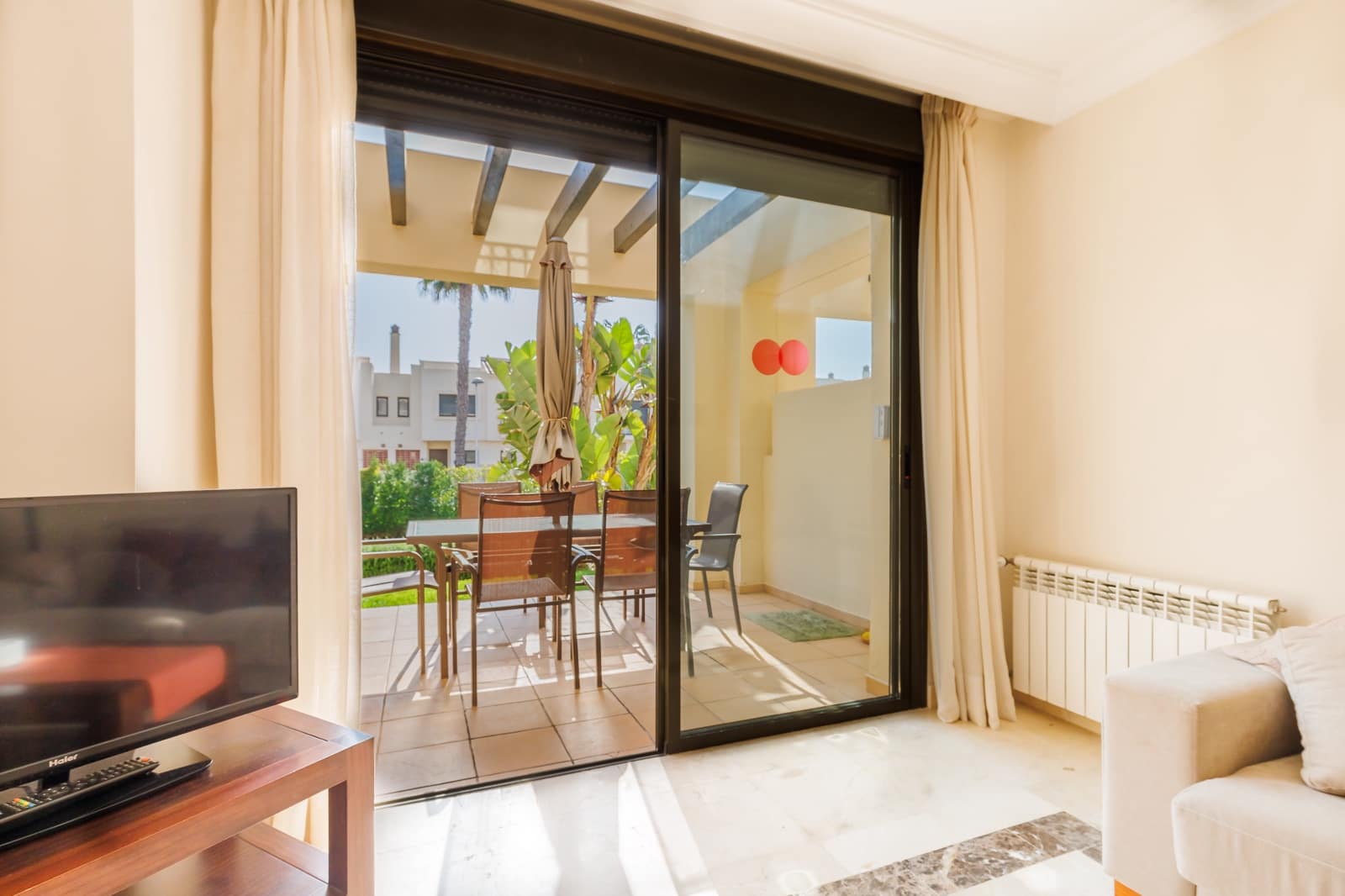2 slaapkamer Huis te koop in Roda met zwembad garage - € 208.000 (Ref: 9890669)