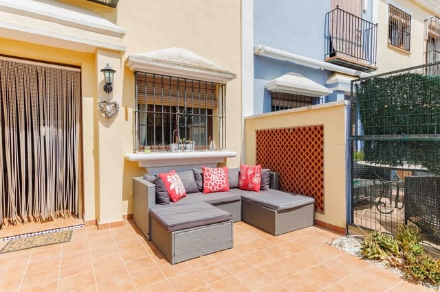 2 bedroom Townhouse for sale in Roda, San Javier with pool garage - € 185,000 (Ref: 9999710)