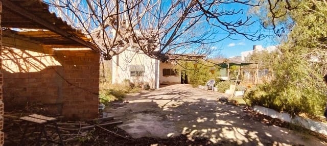 4 bedroom Finca/Country House for sale in Norte, Castelló de la Plana with pool garage - € 95,000 (Ref: 9272920)