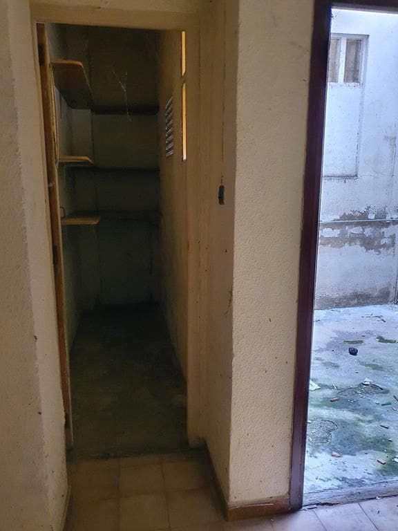 Commercial for sale in Castello de la Plana - € 89,000 (Ref: 9272924)