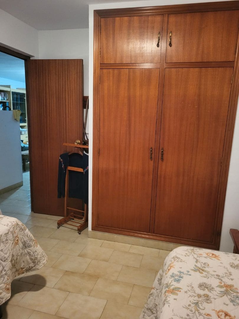 4 soveværelse Villa til salg i Castello de la Plana med swimmingpool garage - € 205.000 (Ref: 9272931)