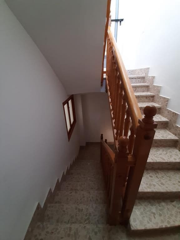 5 soveværelse Byhus til salg i Llucena  - € 300.000 (Ref: 9272935)