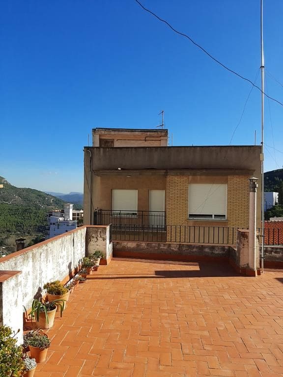 5 soveværelse Byhus til salg i Llucena  - € 300.000 (Ref: 9272935)