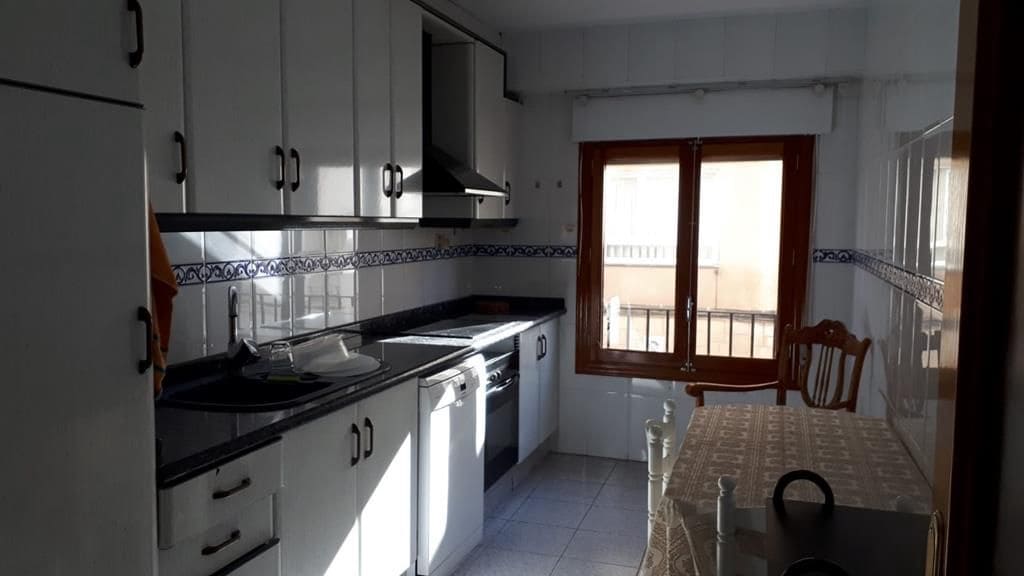 5 soveværelse Byhus til salg i Llucena  - € 300.000 (Ref: 9272935)