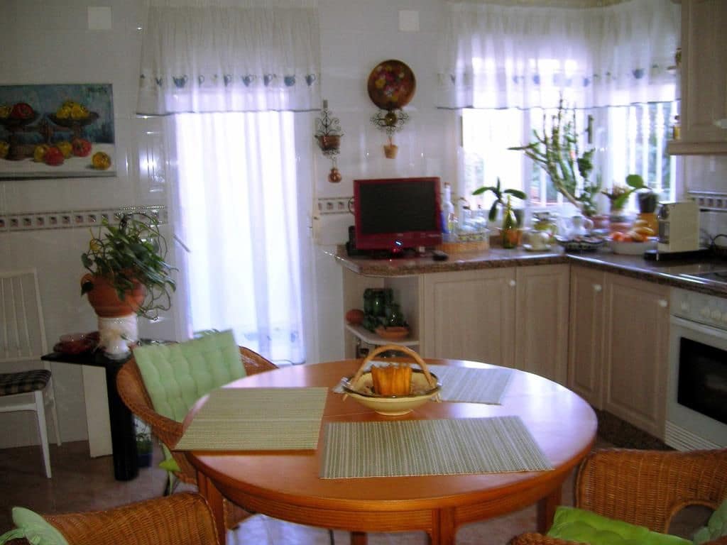 6 soveværelse Villa til salg i Benicassim med garage - € 720.000 (Ref: 9272938)