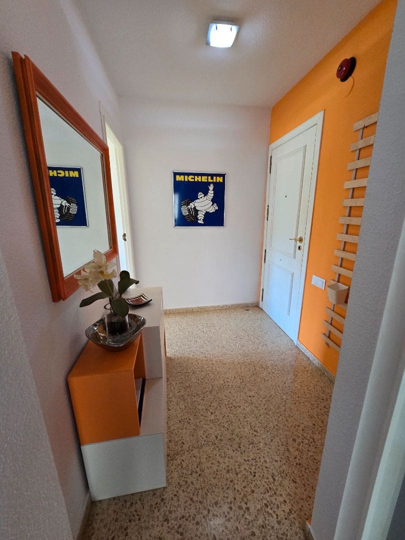 3 bedroom Beach Apartment for sale in Benicassim with pool garage - € 400,000 (Ref: 9312094)