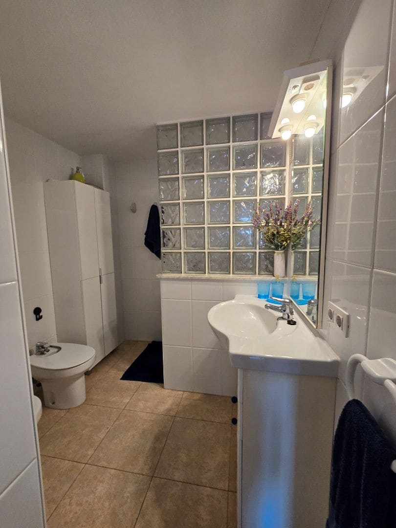 3 bedroom Beach Apartment for sale in Benicassim with pool garage - € 400,000 (Ref: 9312094)