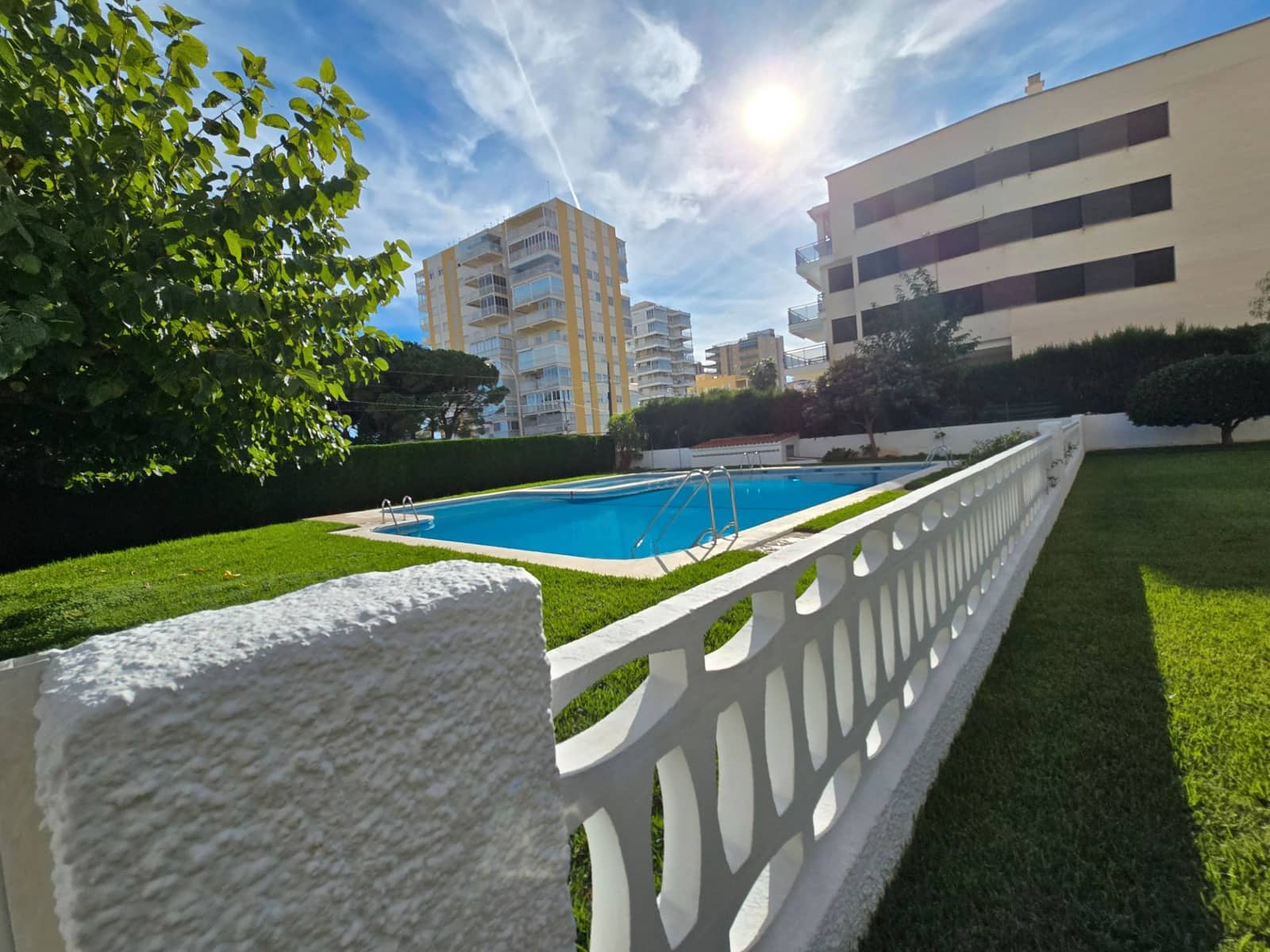 3 bedroom Beach Apartment for sale in Benicassim with pool garage - € 400,000 (Ref: 9312094)