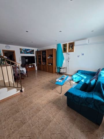 3 bedroom Townhouse for sale in Sur, Castelló de la Plana - € 163,000 (Ref: 9312096)