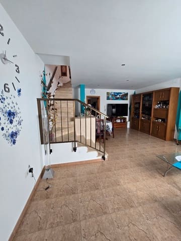 3 bedroom Townhouse for sale in Sur, Castelló de la Plana - € 163,000 (Ref: 9312096)