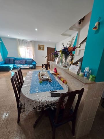 3 bedroom Townhouse for sale in Sur, Castelló de la Plana - € 163,000 (Ref: 9312096)