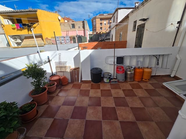 3 bedroom Townhouse for sale in Sur, Castelló de la Plana - € 163,000 (Ref: 9312096)