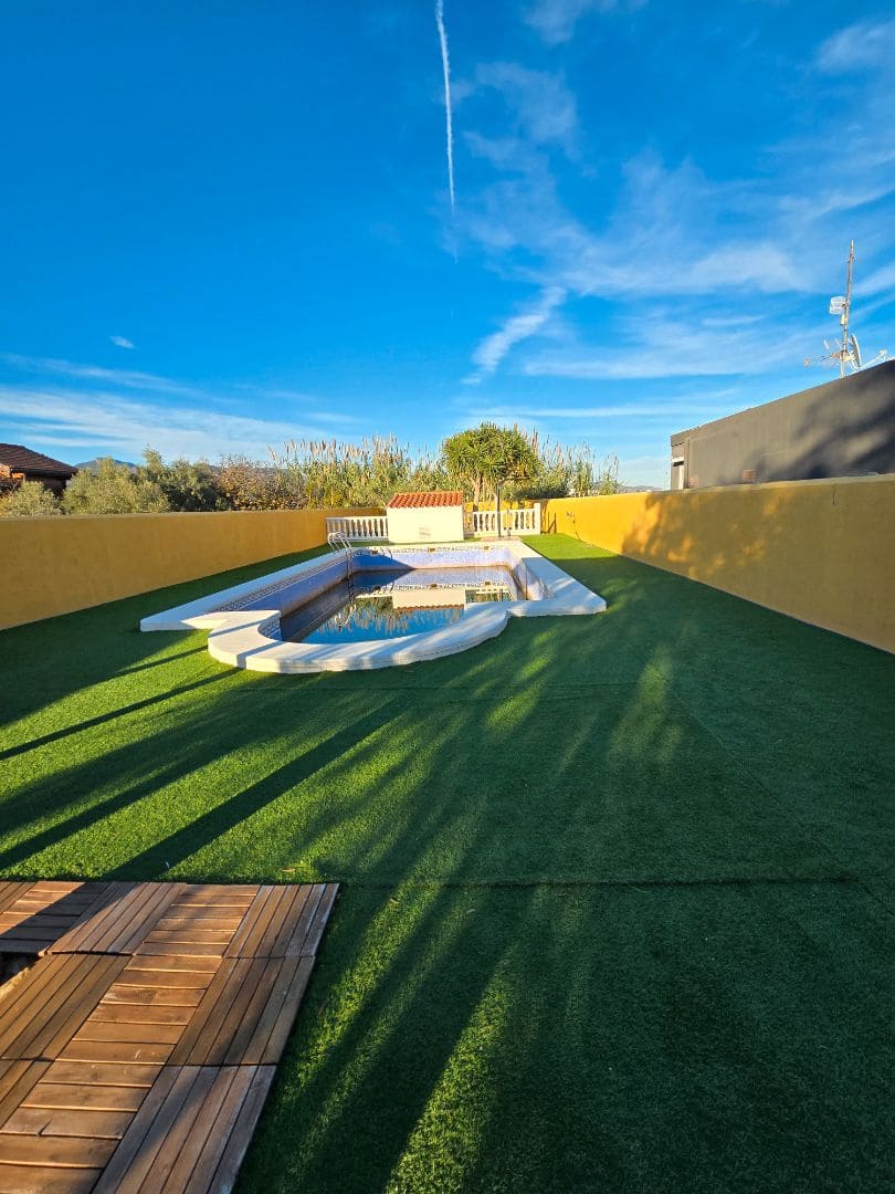 3 chambre Villa/Maison à vendre à Castello de la Plana avec piscine garage - 259 000 € (Ref: 9380026)