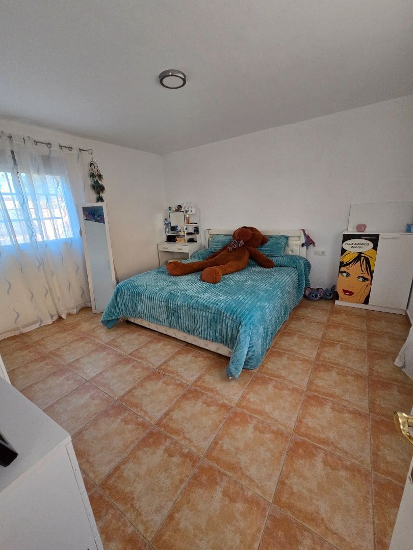 3 chambre Villa/Maison à vendre à Castello de la Plana avec piscine garage - 259 000 € (Ref: 9380026)