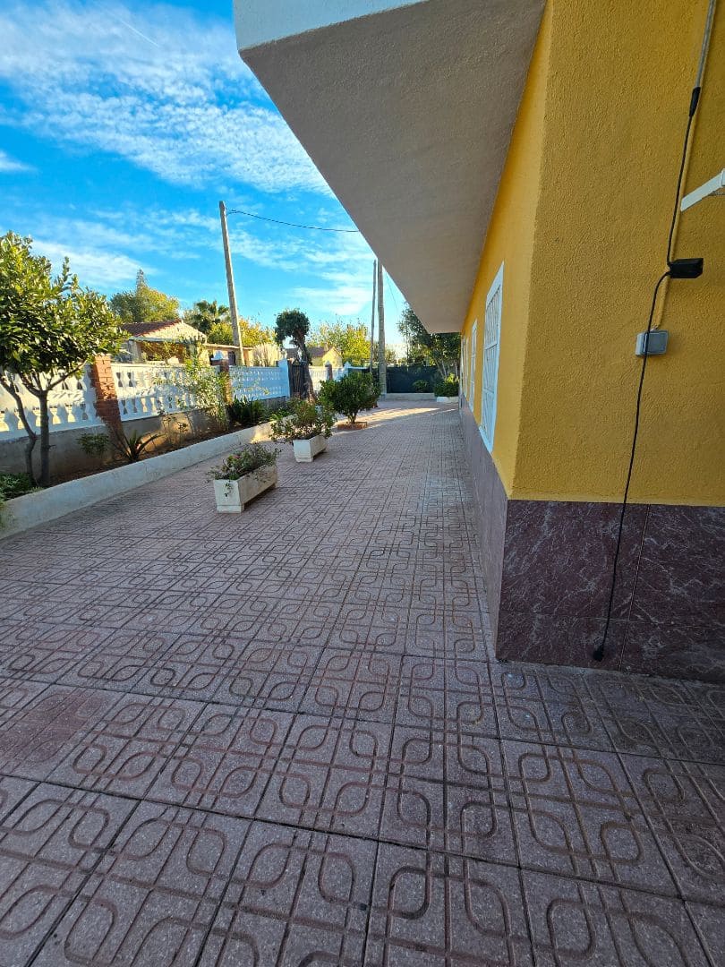 3 chambre Villa/Maison à vendre à Castello de la Plana avec piscine garage - 259 000 € (Ref: 9380026)