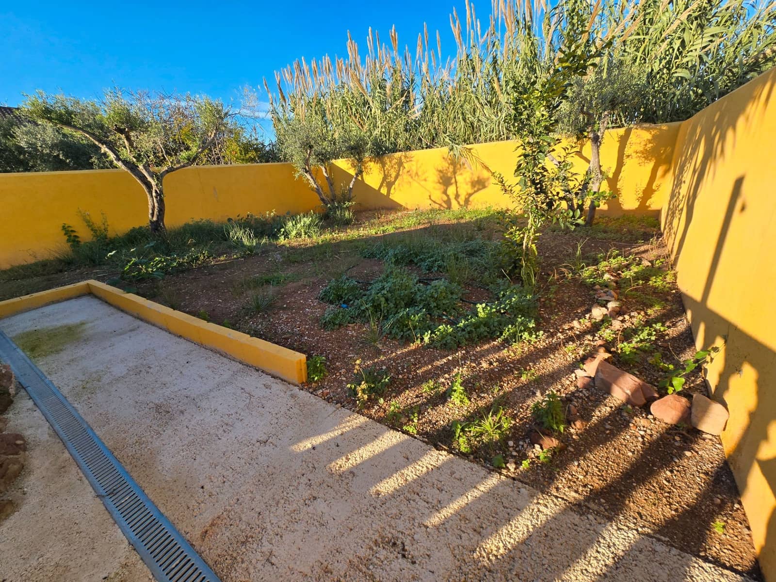 3 chambre Villa/Maison à vendre à Castello de la Plana avec piscine garage - 259 000 € (Ref: 9380026)