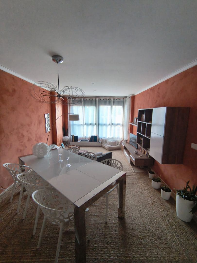 3 bedroom Flat for sale in Castello de la Plana with garage - € 220,000 (Ref: 9401943)