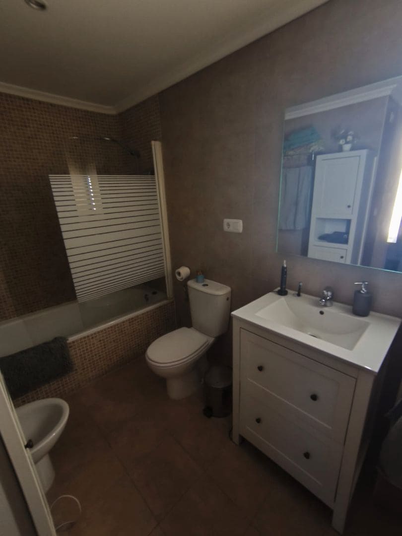 3 bedroom Flat for sale in Castello de la Plana with garage - € 220,000 (Ref: 9401943)