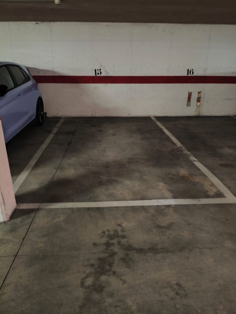 3 bedroom Flat for sale in Castello de la Plana with garage - € 220,000 (Ref: 9401943)